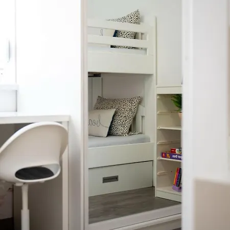 Sunshine Apartament *